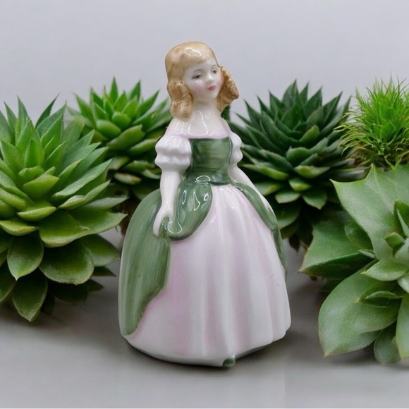 1967 Royal Doulton “Penny” Figurine. HN2338. England. Child Studies Series. - Picture 7 of 10